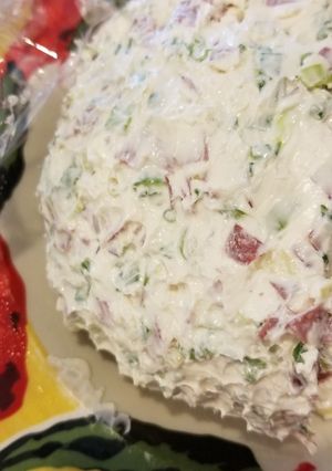 A picture of Holiday Cheeseball.
