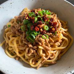 A picture of Ramen Noodles & Pork Mince.