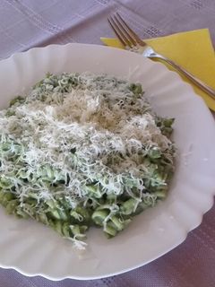 Pasta verde - spenótos tészta recept fotója