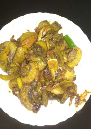 A picture of Mushroom onion  fry.