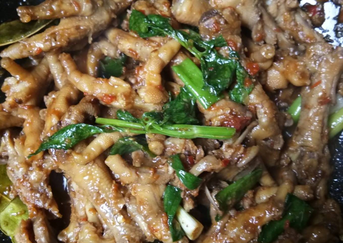 Rica ceker ala mama bidan
