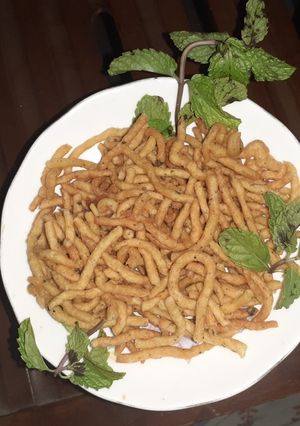 A picture of Aloo sev.
