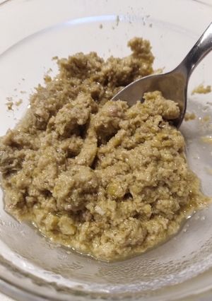 A picture of Green olive tapenade.