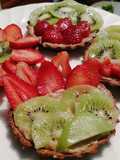 Tartaletas de crema pastelera y fruta 👍👌🍓🥝