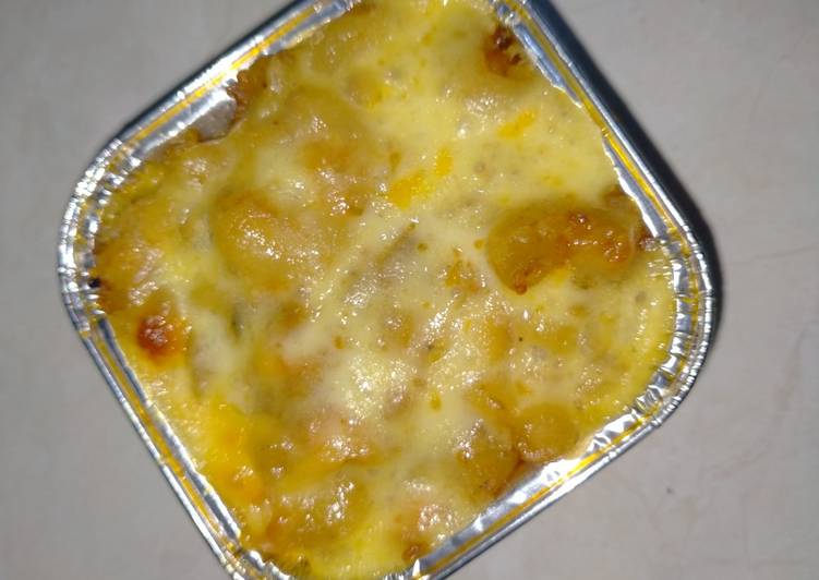 Simple Baked Macaroni Bolognese