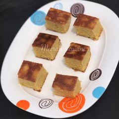 A picture of Hot milk vanilla sponge cake.