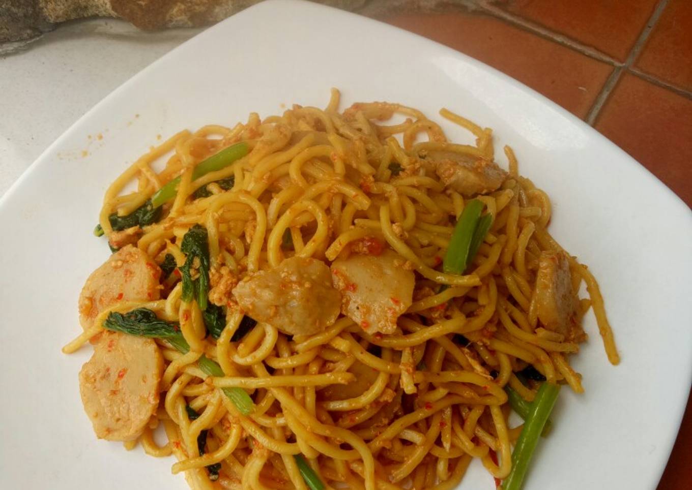 Mie Kuning Goreng Basah