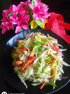 A picture of Apple Cabbage Salad.