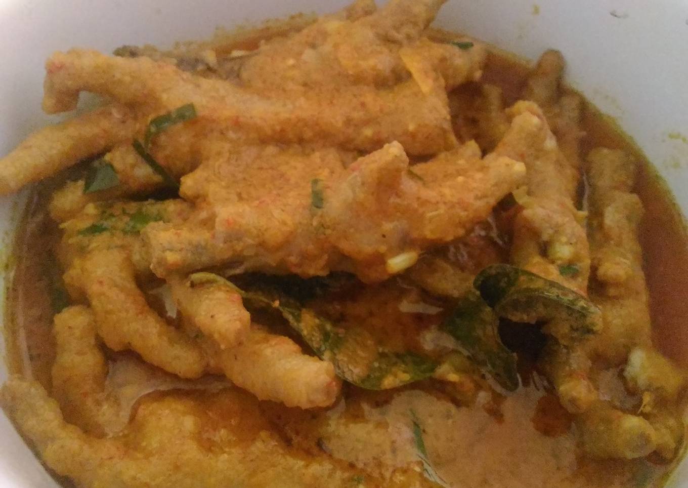 Ceker Pedas Menggigit