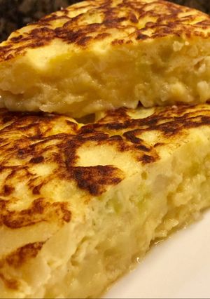 Foto principal de Tortilla de calabacín y patatas