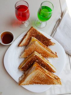 ভেজ দই ব্রেড স্যান্ডউইচ ( Veg doi bread sandwich recipe in Bengal রেসিপির প্রধান ছবি