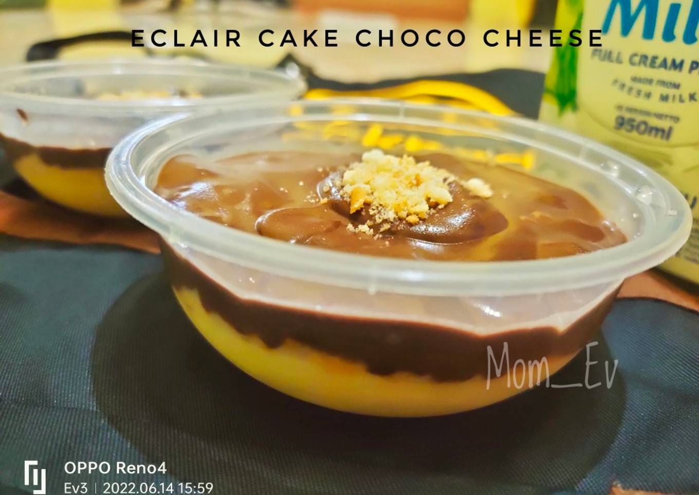 Eclair cake choco cheese (Desert Box)