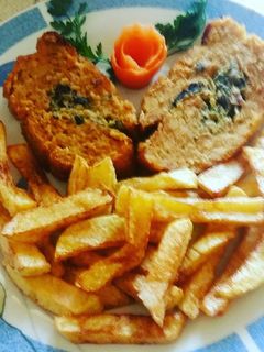 Töltött, egybesült fasírt, gombával, sonkával, sajttal. GM LM recept fotója