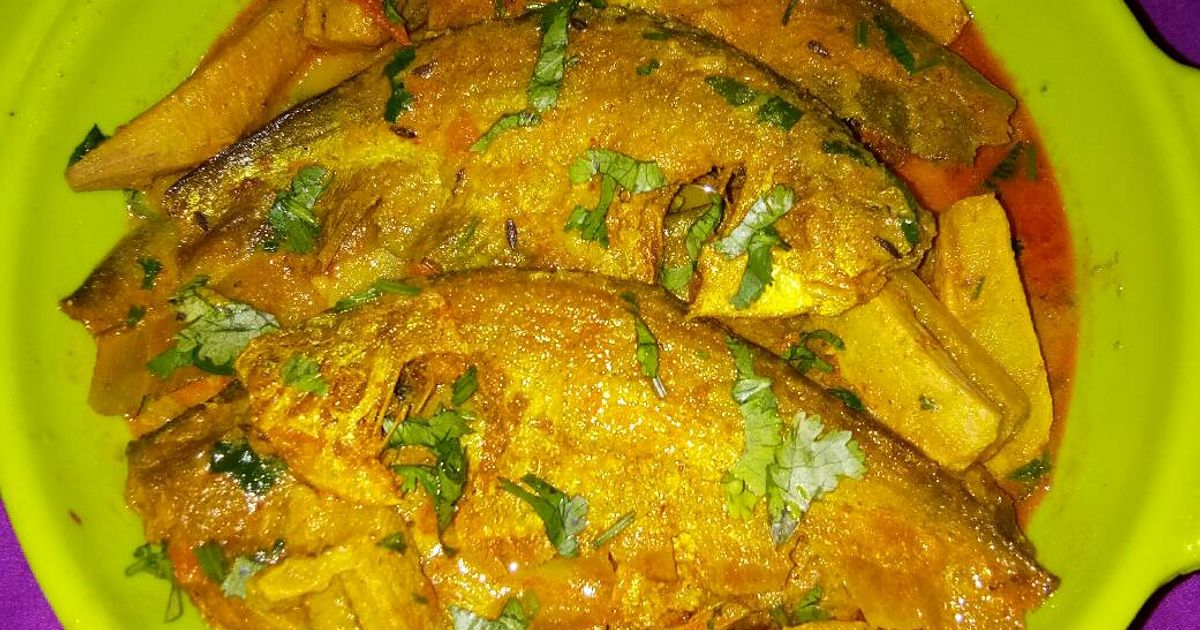 Sol Machhi Faloyi Machhi With Raw Banana Gravy Recipe by Meena Dutt - Cookpad