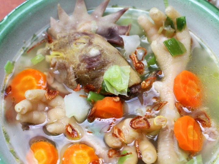 Langkah Gampang Membuat Resep Sop Ceker &amp;amp; Kepala Ayam yang Lezat Anti Ribet, Mantap Sekali