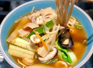 Hình của món Jjamppong- Mì cay hải sản Hàn quốc.