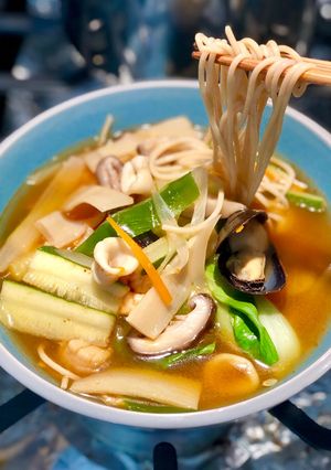 Hình của món Jjamppong- Mì cay hải sản Hàn quốc.