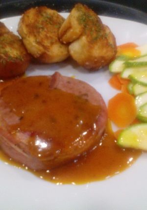 A picture of Tuna Steak in Honey-Mustard Sauce.
