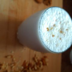 A picture of Date and nut milkshake.