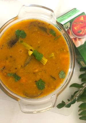 સાઉથ ઇન્ડિયન સ્ટાઇલ સાંભર(sambhar recipe in Gujarati) રેસીપી મુખ્ય ફોટો