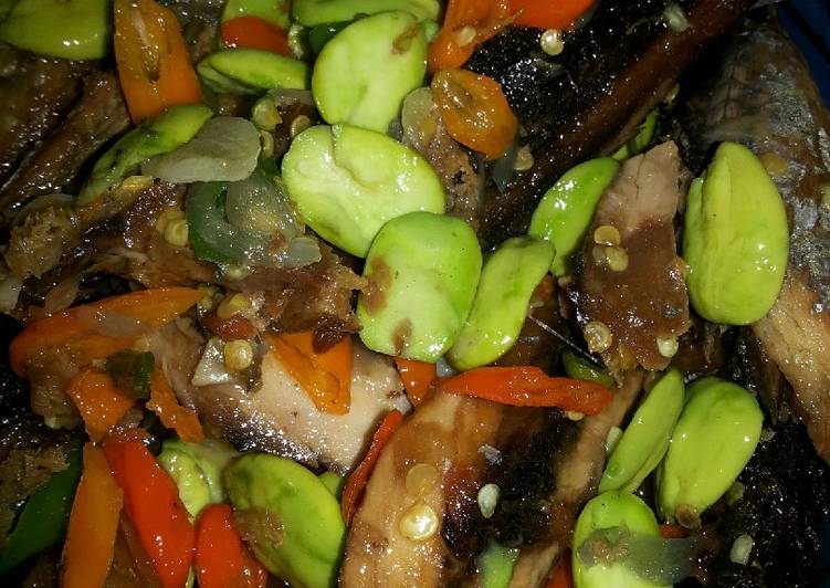 Resep Tumis tongkol pete yang Menggugah Selera