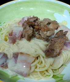 thịt xông khói xào