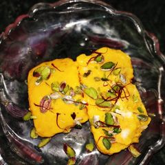 A picture of Kesar pista kulfi.