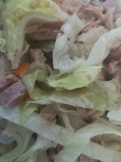 Una foto de Ensalada de atún y espárragos blancos