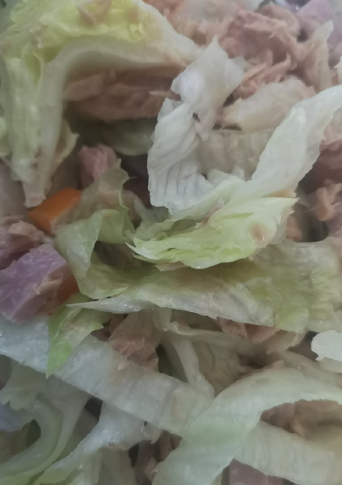 Una foto de Ensalada de atún y espárragos blancos