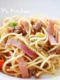 Garlic Pork Spaghetti [10-Minute Recipe]