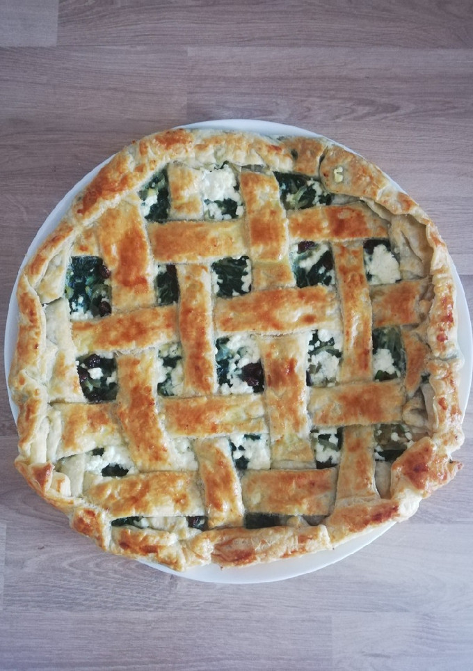 Una foto de Empanada de espinacas y requesón