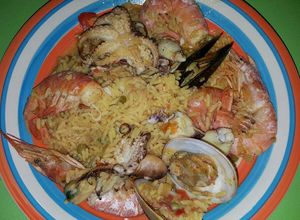 Una foto de Paella de mar