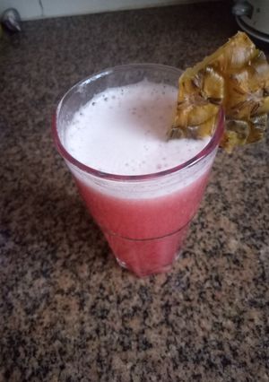 A picture of #Weekly jikonichallenge pineaple ginger spiced juice.