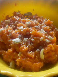கேரட் அல்வா (Carrot halwa recipe in tamil) செய்முறை முக்கிய புகைப்படம்