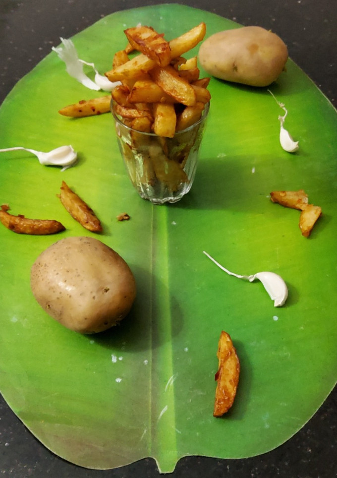 கார்லிக் பிரெஞ்சு ப்ரைஸ் செய்முறை முக்கிய புகைப்படம்