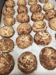 A picture of Cinnamon biscuits.
