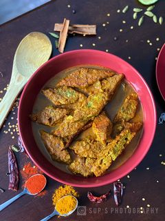 ভাপা ডিম চিংড়ি বরফি কালিয়া (Steamed Egg Prawn Barfi Kalia Recipe In Bengali) রেসিপির প্রধান ছবি