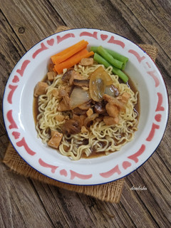 Foto resep Mie Ayam Jamur Lada Hitam