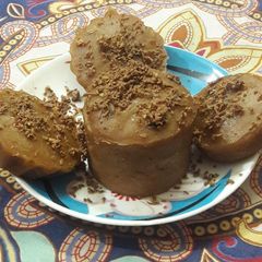 A picture of Steamed fruity flavoured wheat flour muffins.