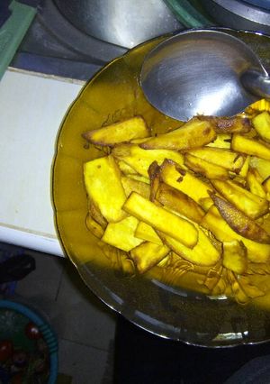 A picture of Fried sweet potatoes.
