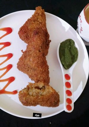 क्रिस्पी आलू तिकोना रेसिपी मुख्य फोटो
