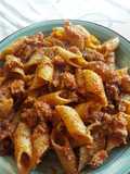 Pennoni al ragù di tonno