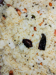 எலுமிச்சை சாதம்(lemon rice recipe in tamil) செய்முறை முக்கிய புகைப்படம்