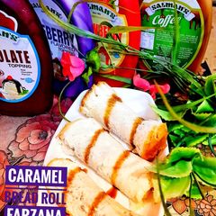 A picture of Caramel bread rolls.