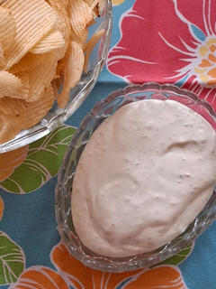 Una foto de Dip de queso con jalapeño para papas fritas