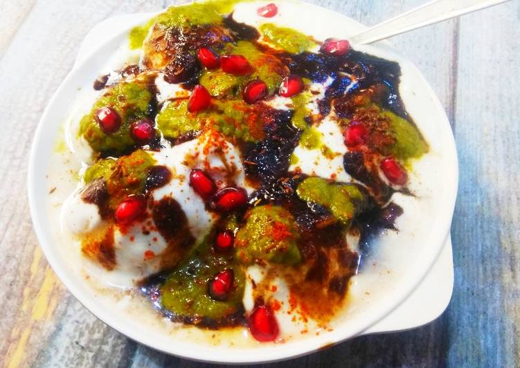 Steps to Prepare Speedy Dahi Bhalle chaat