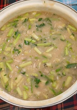 Hình của món Canh củ nấu cá quả, rau cần.