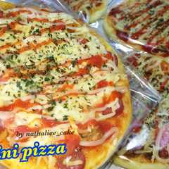 A picture of Mini pizza.