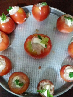 Una foto de Tomates rellenos