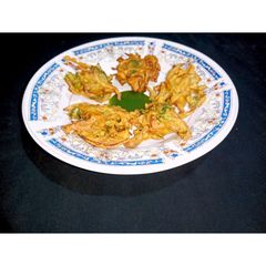 A picture of Palak Or Piyaz Pakory.